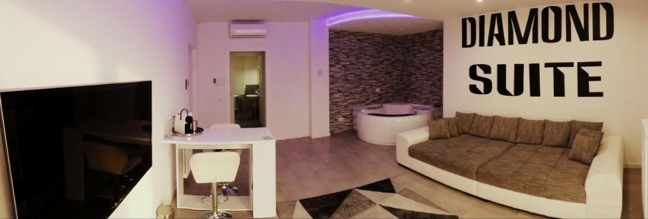 Diamond Suite Verona Exterior photo